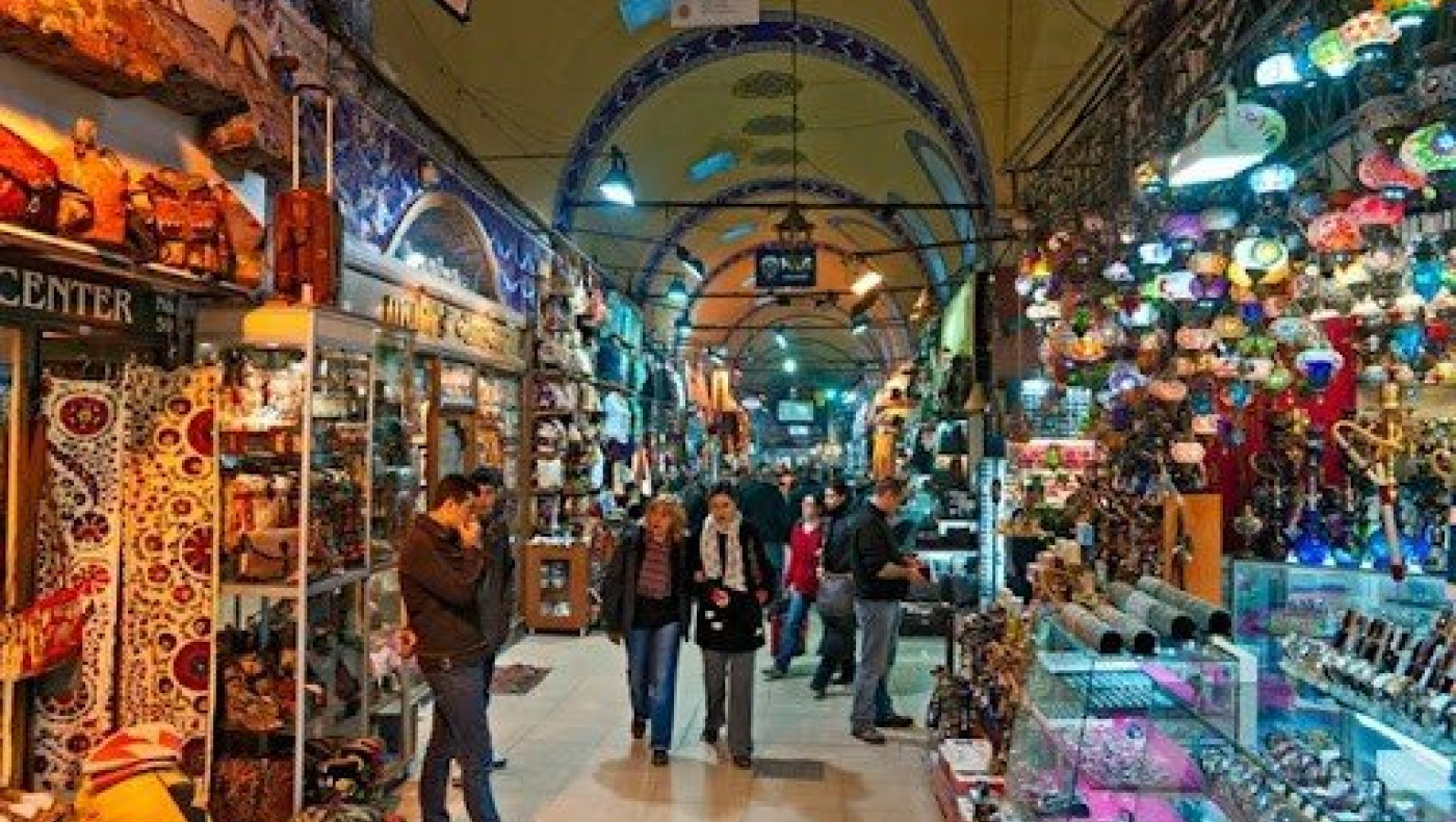 Πουλούν ψυγεία & έπιπλα στην Τουρκία για να φάνε