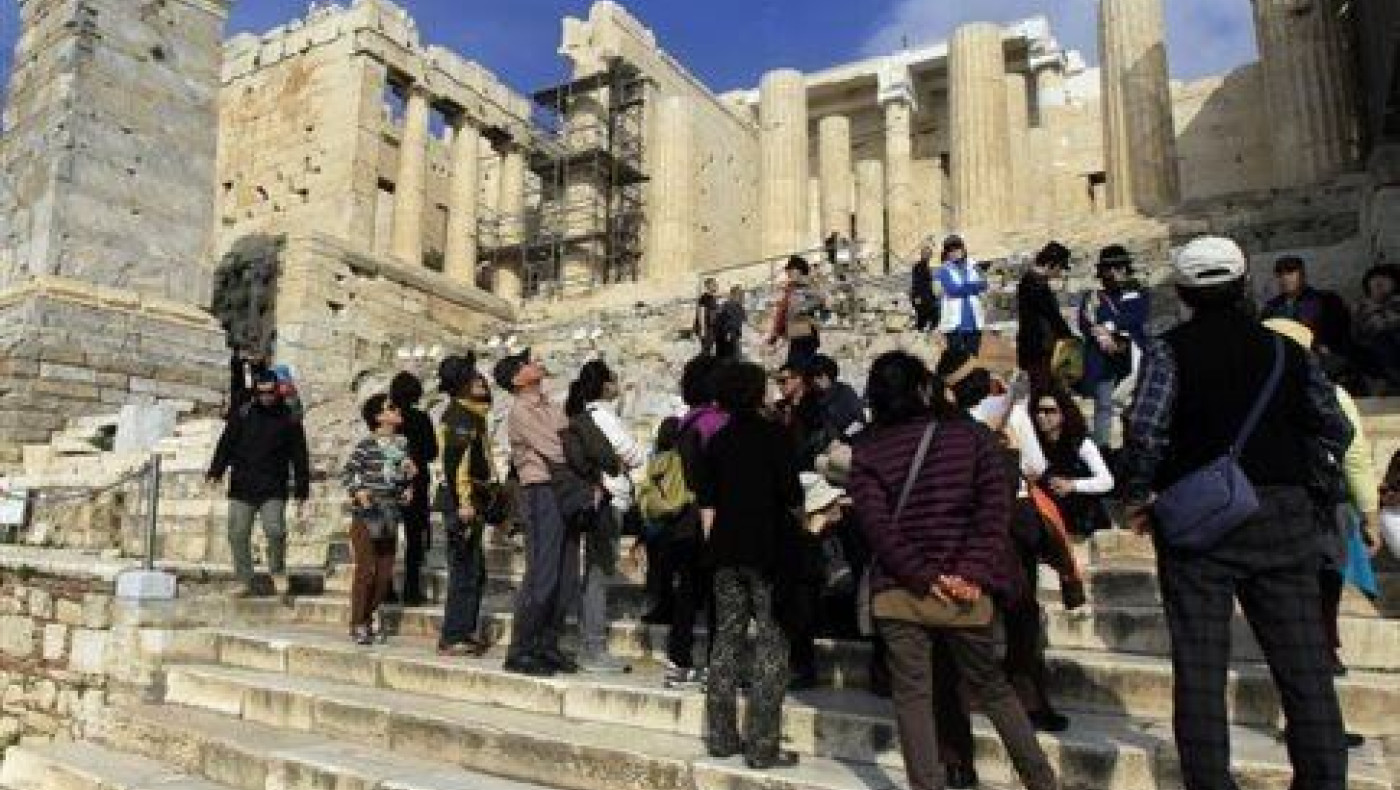 Ενδείξεις αναστροφής του αρνητικού κλίματος στις τουριστικές κρατήσεις
