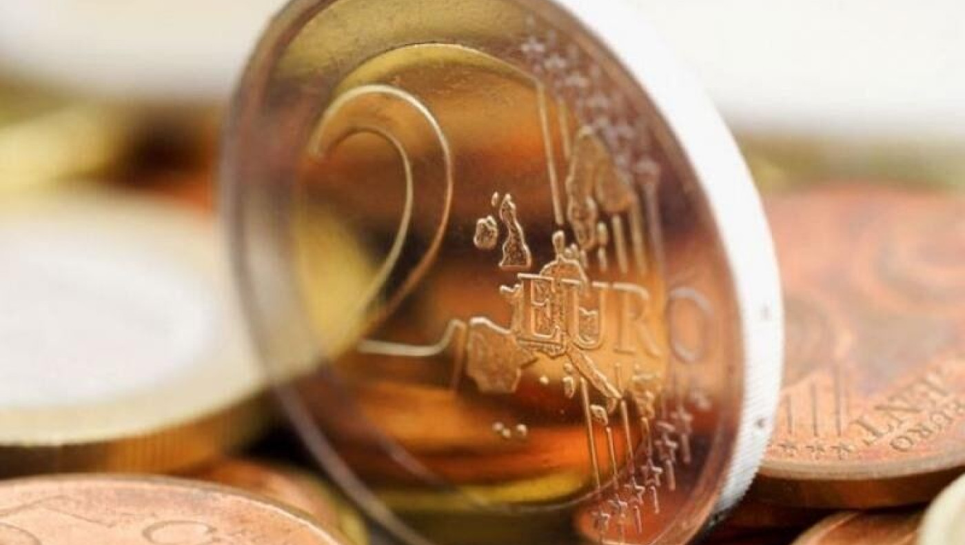 Bloomberg: Το χρέος της Ελλάδας πλησιάζει το ιαπωνικό χρέος