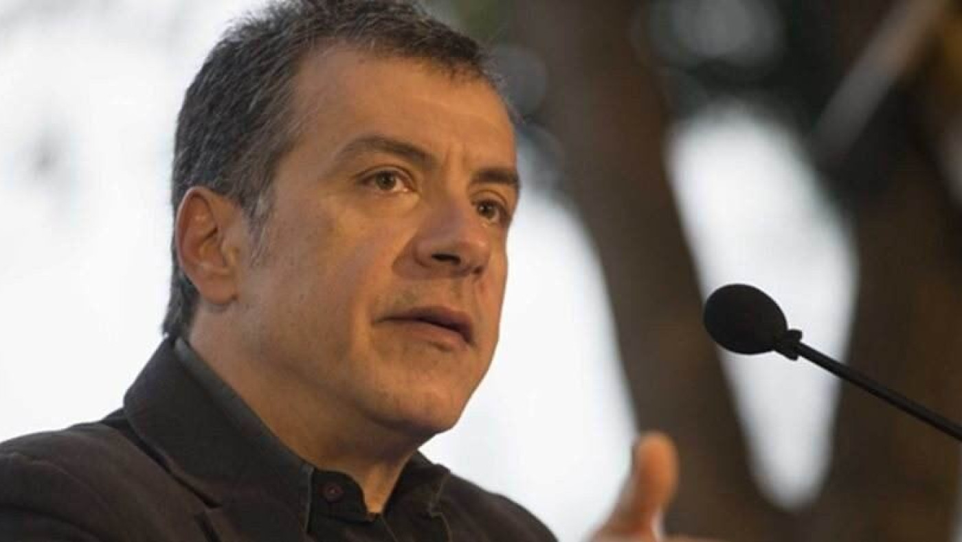 Θεοδωράκης: «Ο πρωθυπουργός να μην διακινδυνεύσει την παραμονή στο ευρώ»