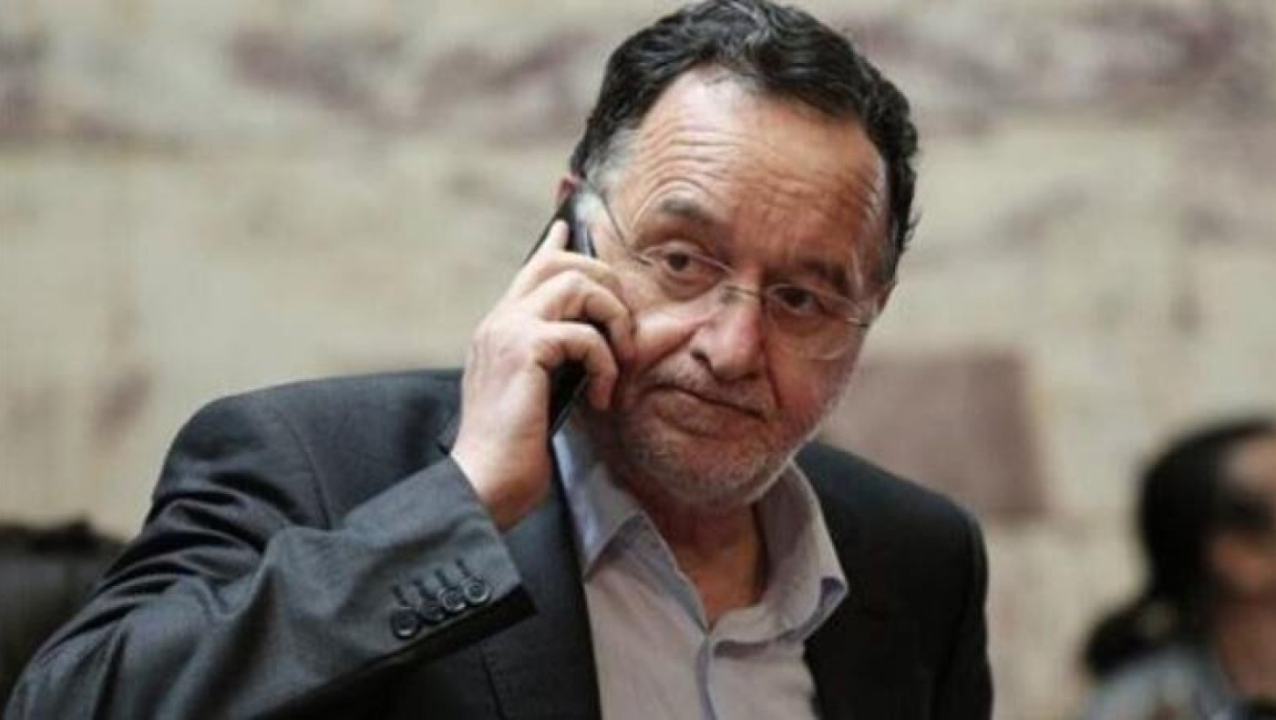 Bild: Ο Σκουρλέτης στη θέση του Λαφαζάνη