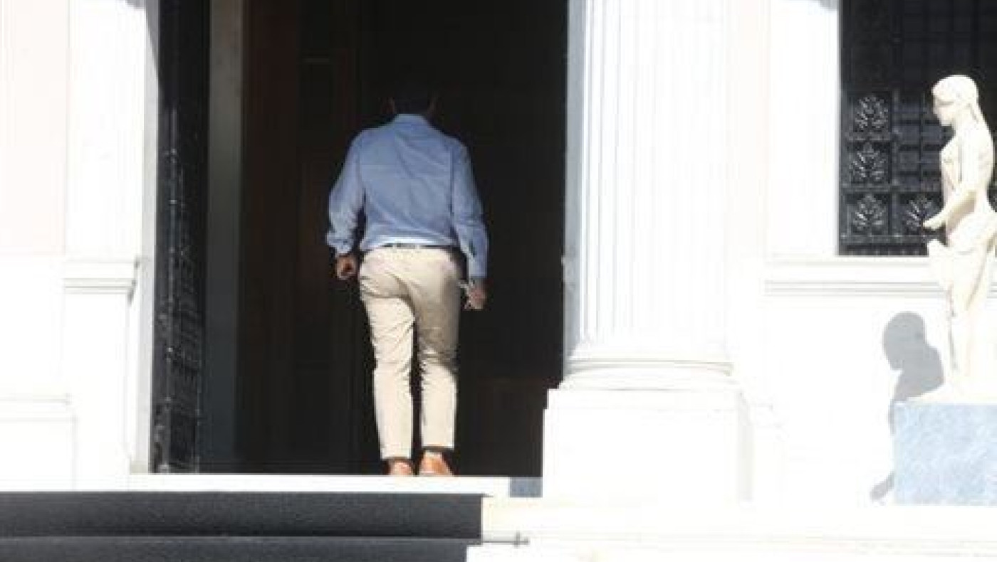 Σύσκεψη υπό τον πρωθυπουργό στο Μαξίμου με φόντο τον ανασχηματισμό