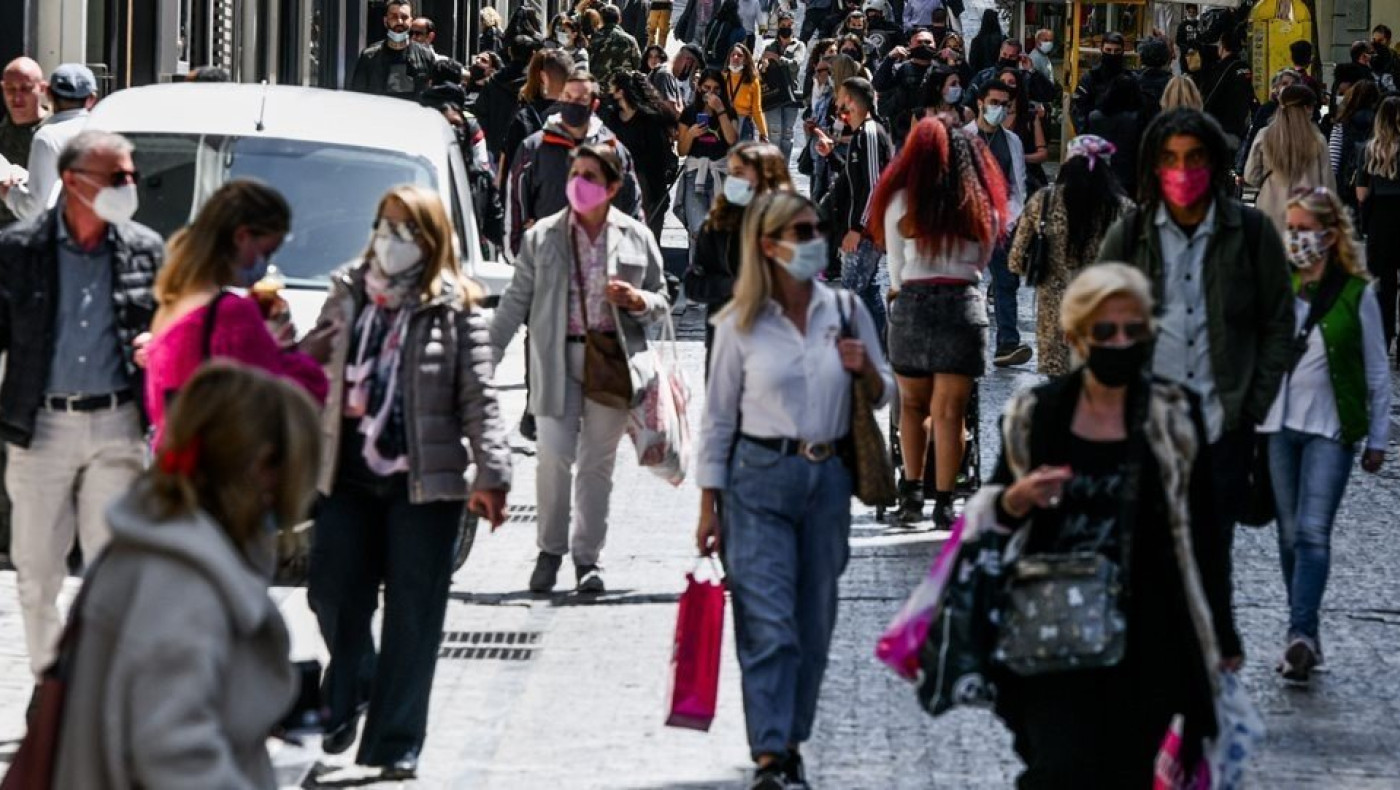 «Γκουρού» των προβλέψεων: Η πανδημία τελειώνει τον Μάρτιο, ο κορωνοϊός μένει