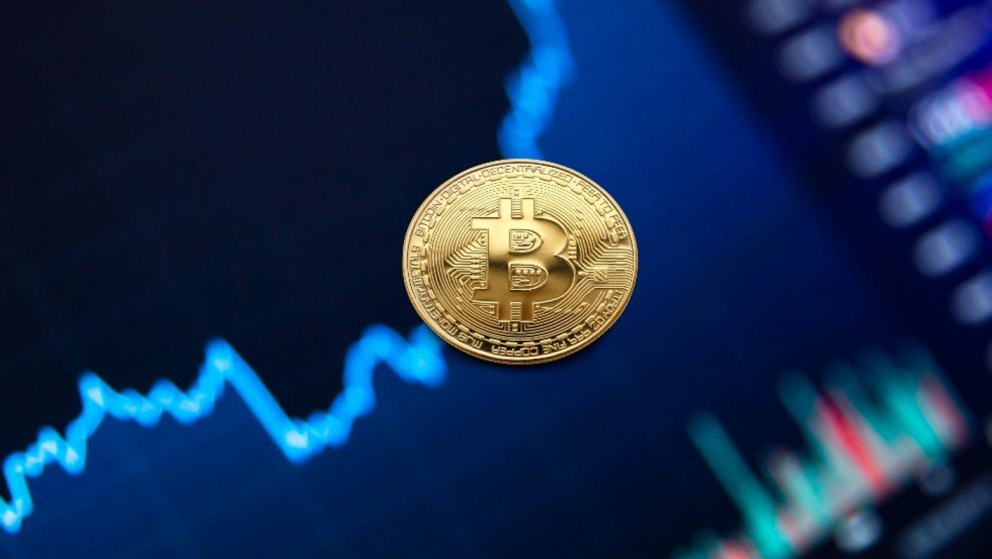 Το Bitcoin πιάνει... πάτο