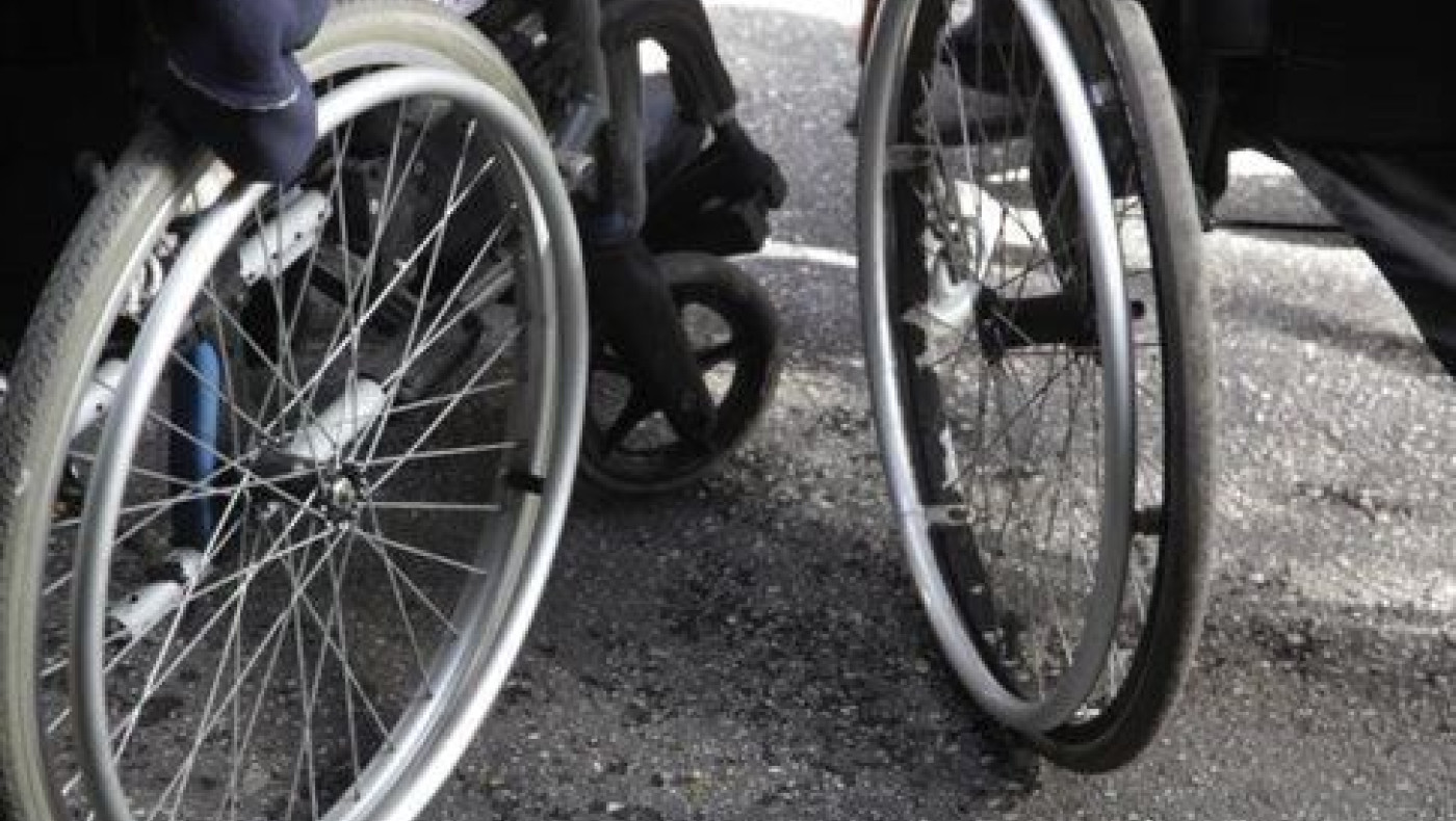 Στη «μέγγενη της νέας συμφωνίας» τα ΑμεΑ και οι οικογένειές τους