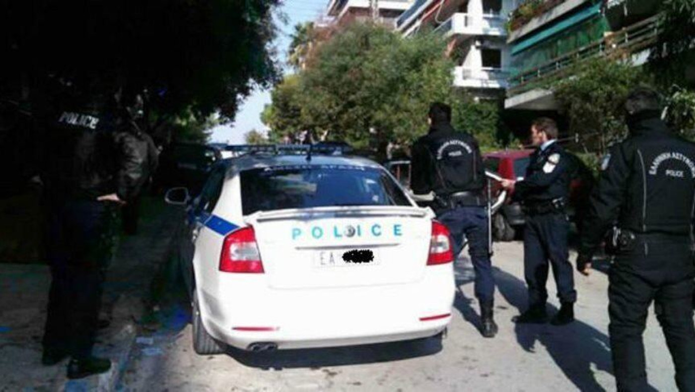Έκαναν τους αστυνόμους λήστευαν κόσμο!