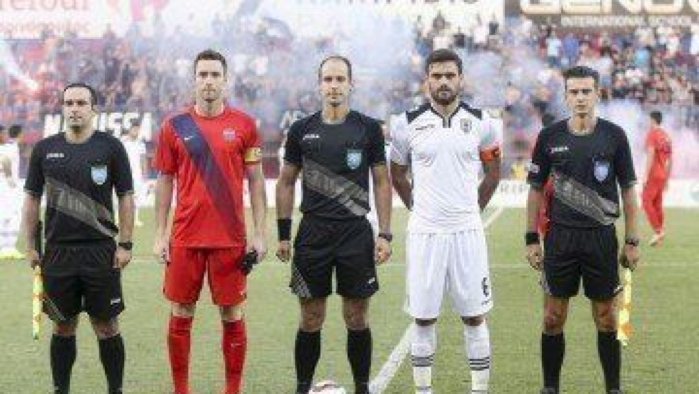 Δίψα για τον Δικέφαλο
