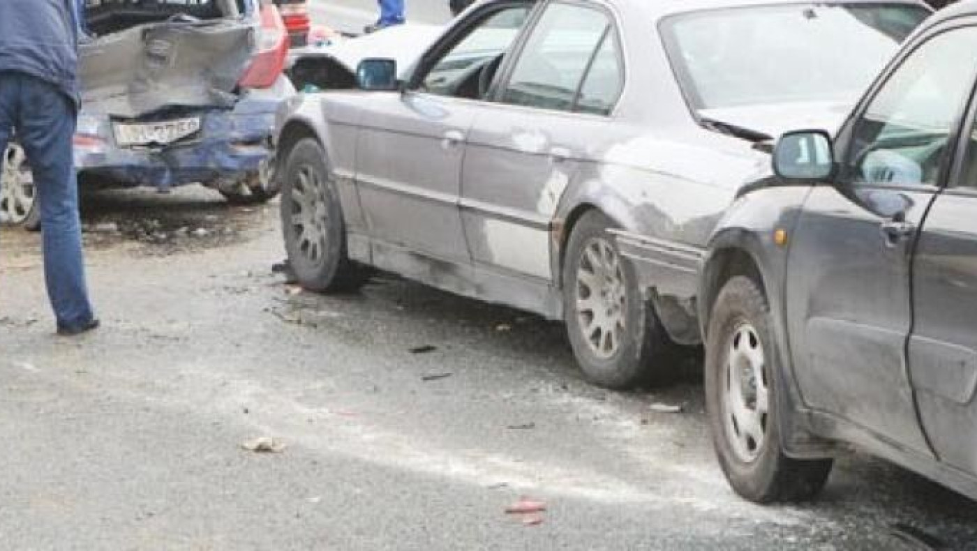 Καραμπόλα τριών αυτοκινήτων στον δρόμο προς Νικήτη