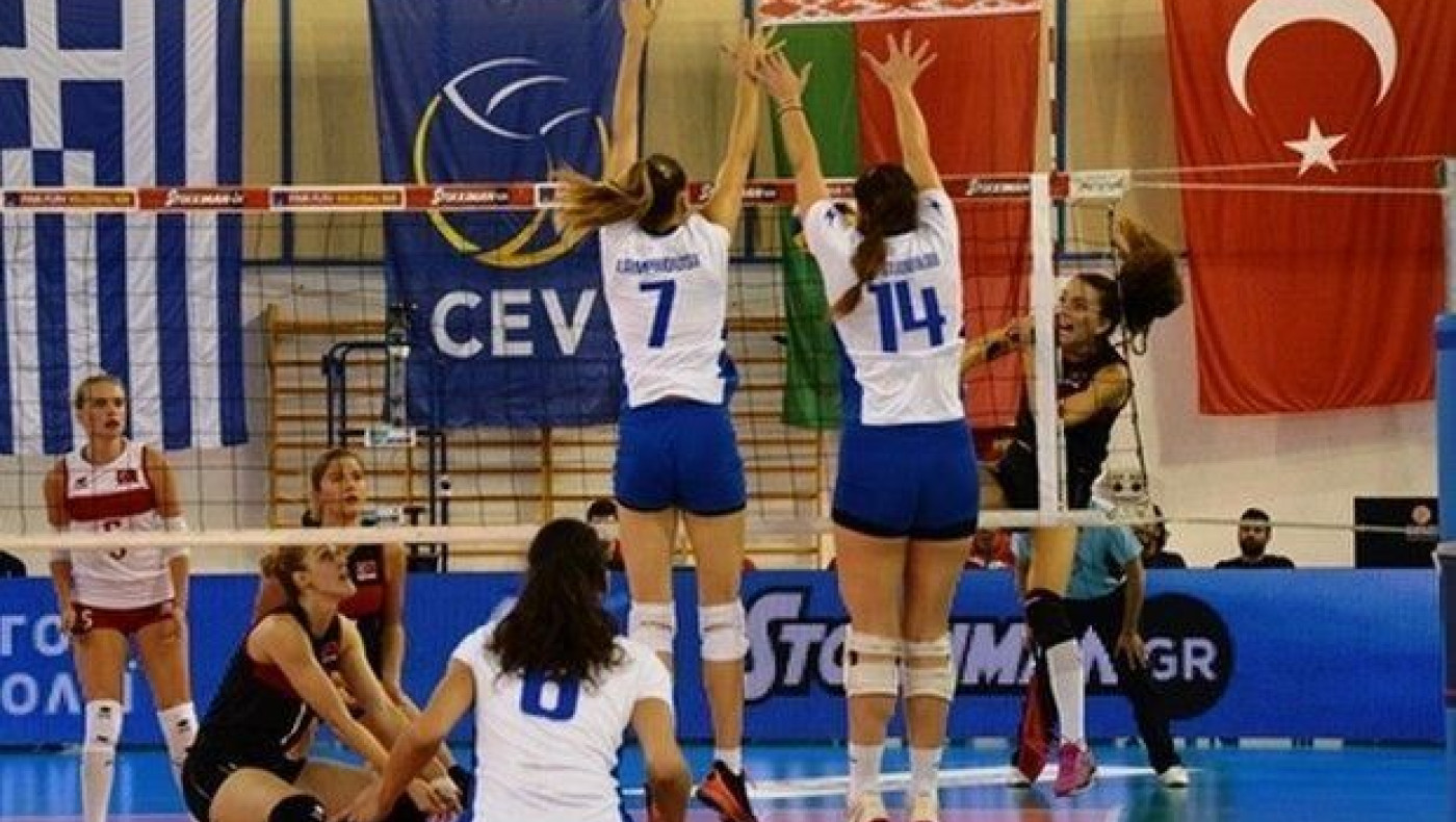 Τεράστια νίκη για την εθνική γυναικών 