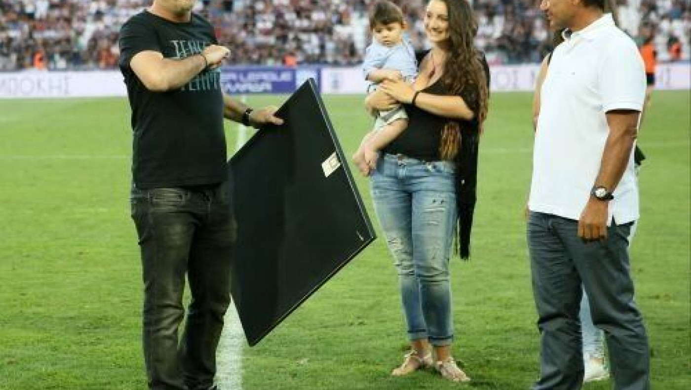 Η βράβευση του Μπορμπόκη (VIDEO)