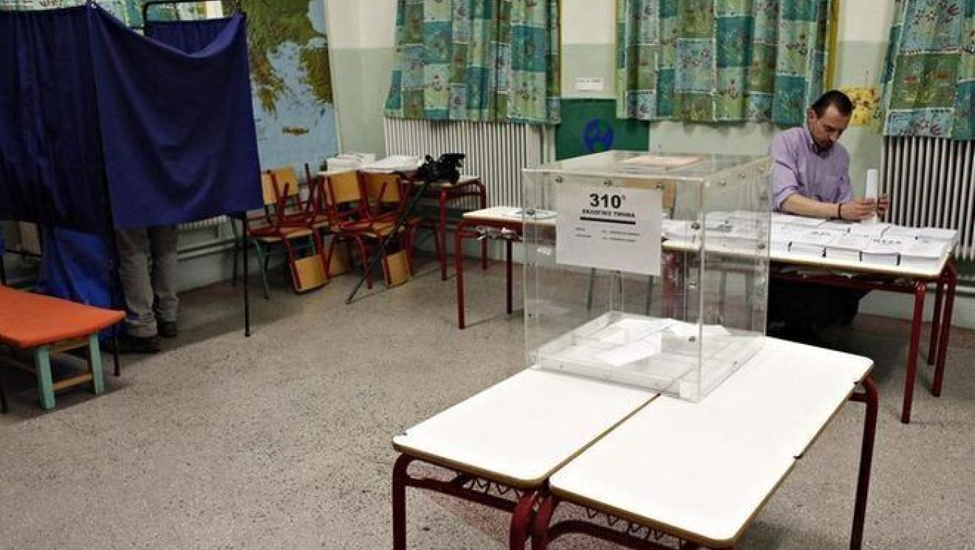 Ντέρμπι ΣΥΡΙΖΑ – ΝΔ με στοιχεία θρίλερ δείχνουν νέες δημοσκοπήσεις