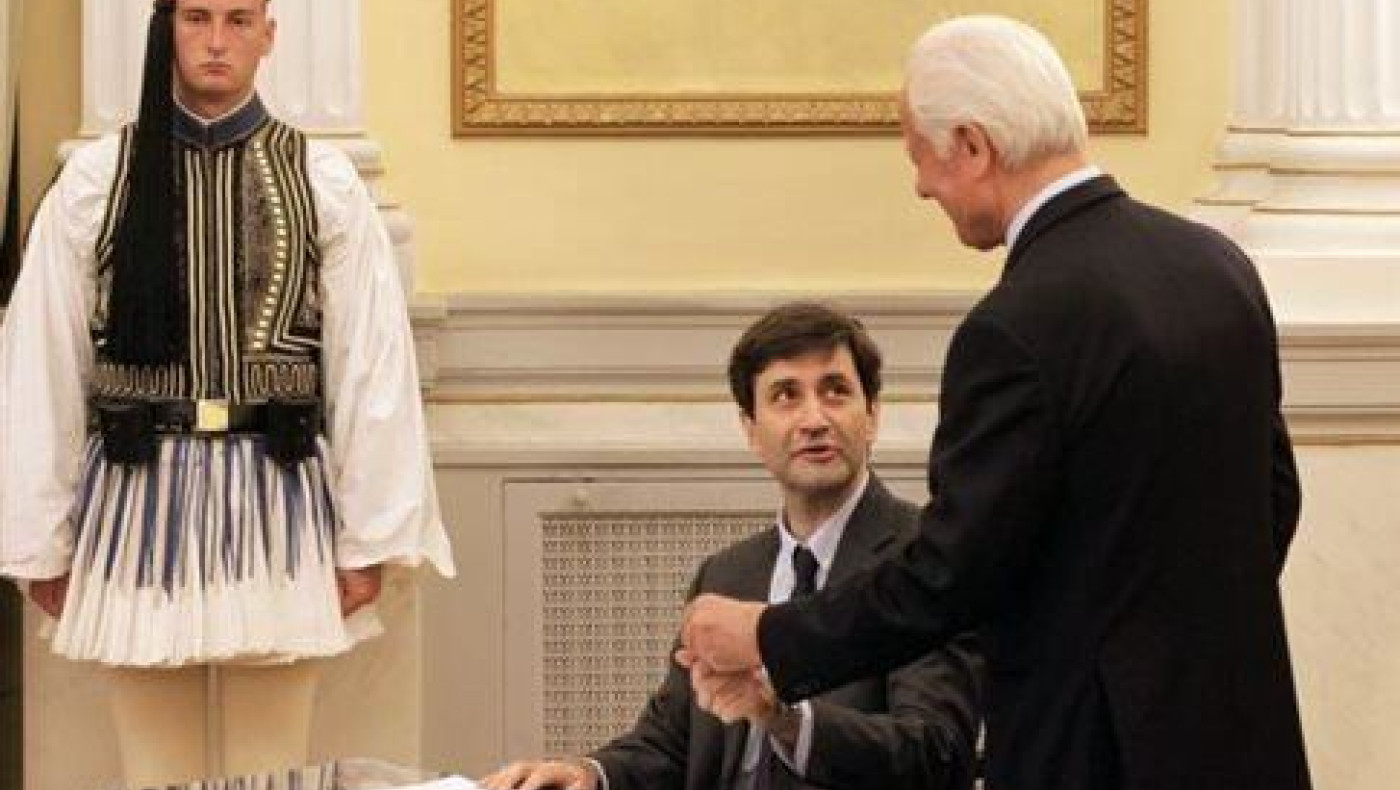Ποιος είναι ο νέος υπηρεσιακός υπουργός Οικονομικών