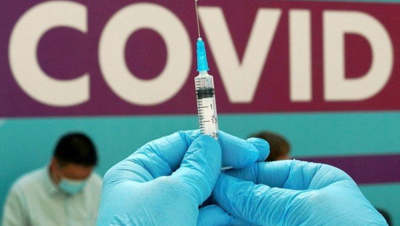 Μόσιαλος: Η απόφαση της Εθνικής Επιτροπής Εμβολιασμού δεν συνοδεύεται από την αναγκαία τεκμηρίωση
