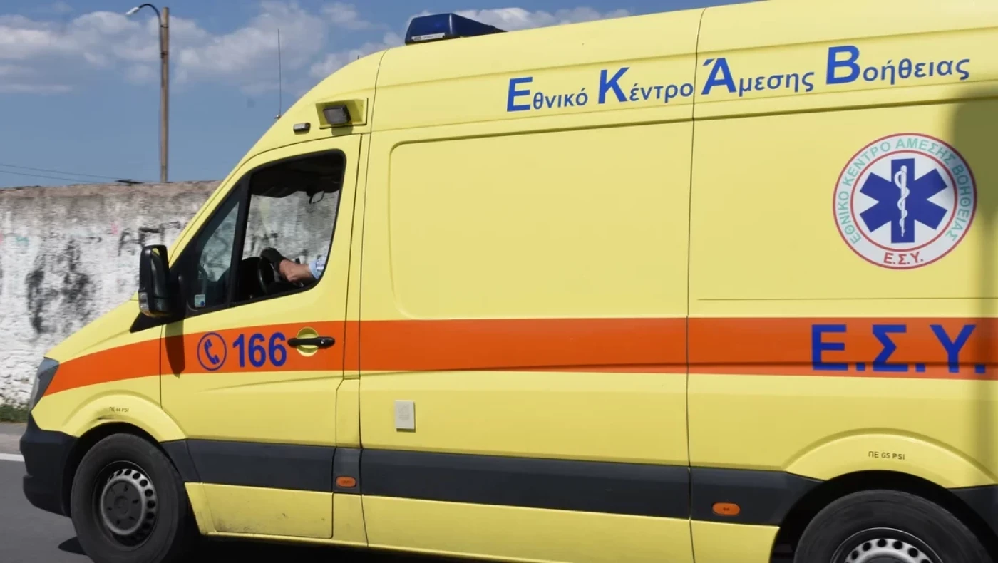 Θεσσαλονίκη: ΙΧ έπεσε σε τοίχο στη Σουρωτή - Νεκρός ένας 18χρονος