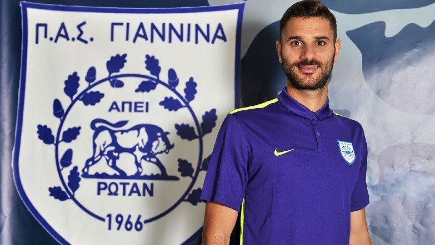 Ανανεώνει ο Μανιάς