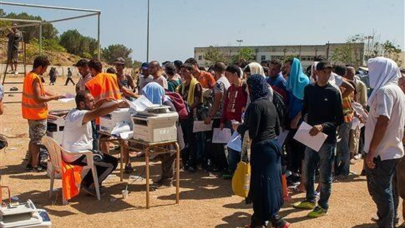 Περισσότεροι από 10.000 πρόσφυγες απεγκλωβίζονται από τη Λέσβο σε 48 ώρες