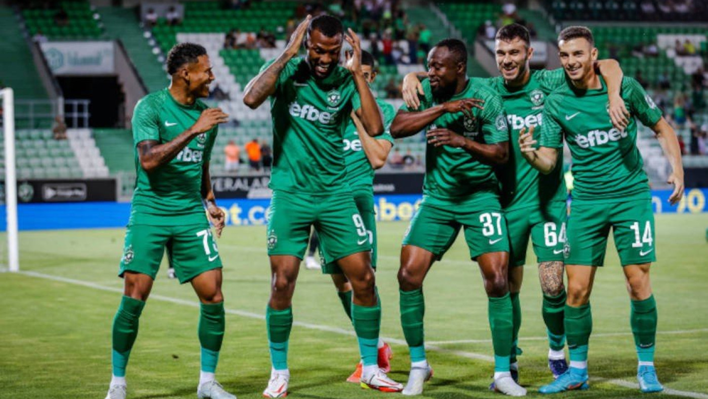 Χόγκμο: «Υποχρεωμένοι να κερδίσουμε τον ΠΑΟΚ»