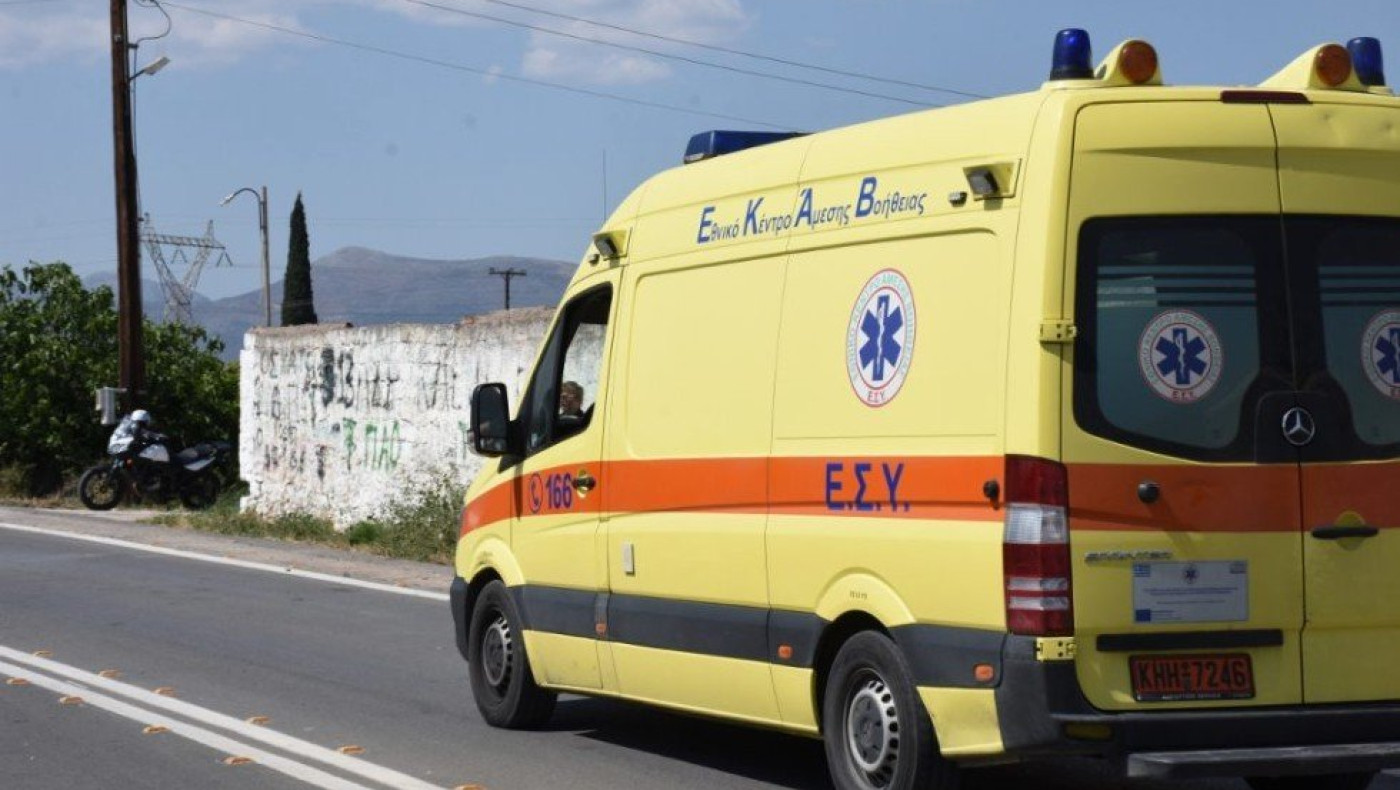 Μαραθώνας: Άνδρας εγκλωβίστηκε στο αυτοκίνητο μετά από τροχαίο