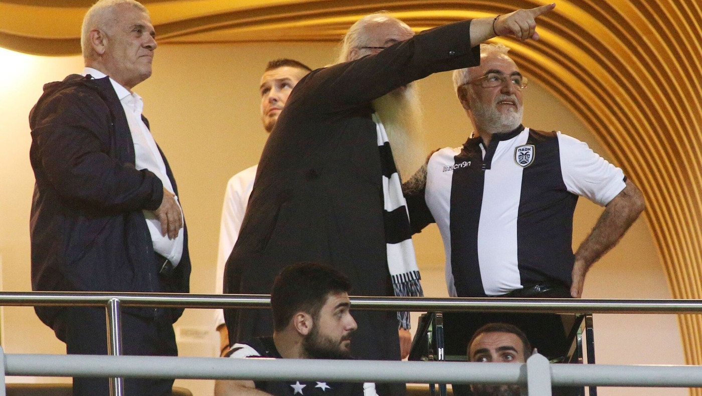 Ωρα να τους αποβάλουν μόνοι τους
