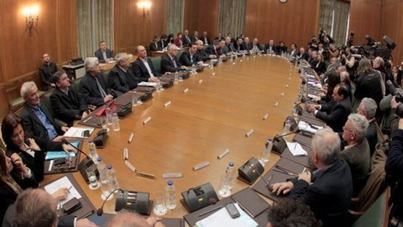  «Σκληρή δουλειά, όχι στα τηλεπαράθυρα» 