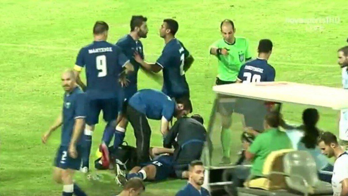 Στα χέρια οι παίκτες του Λεβαδειακού! (video)