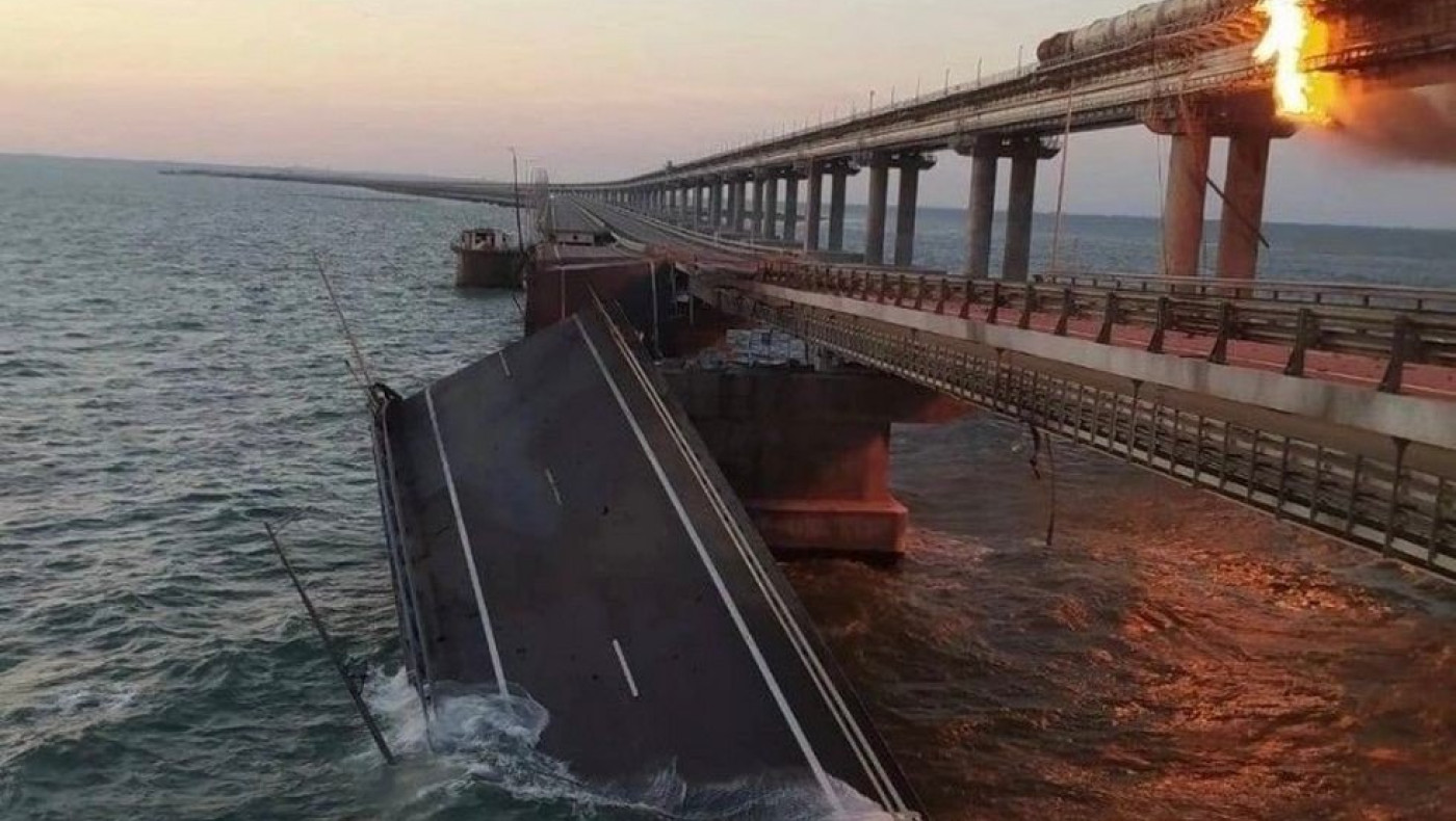 Η Ουκρανία πίσω από τη φωτιά στη γέφυρα της Κριμαίας: «Ήταν μόνο η αρχή»