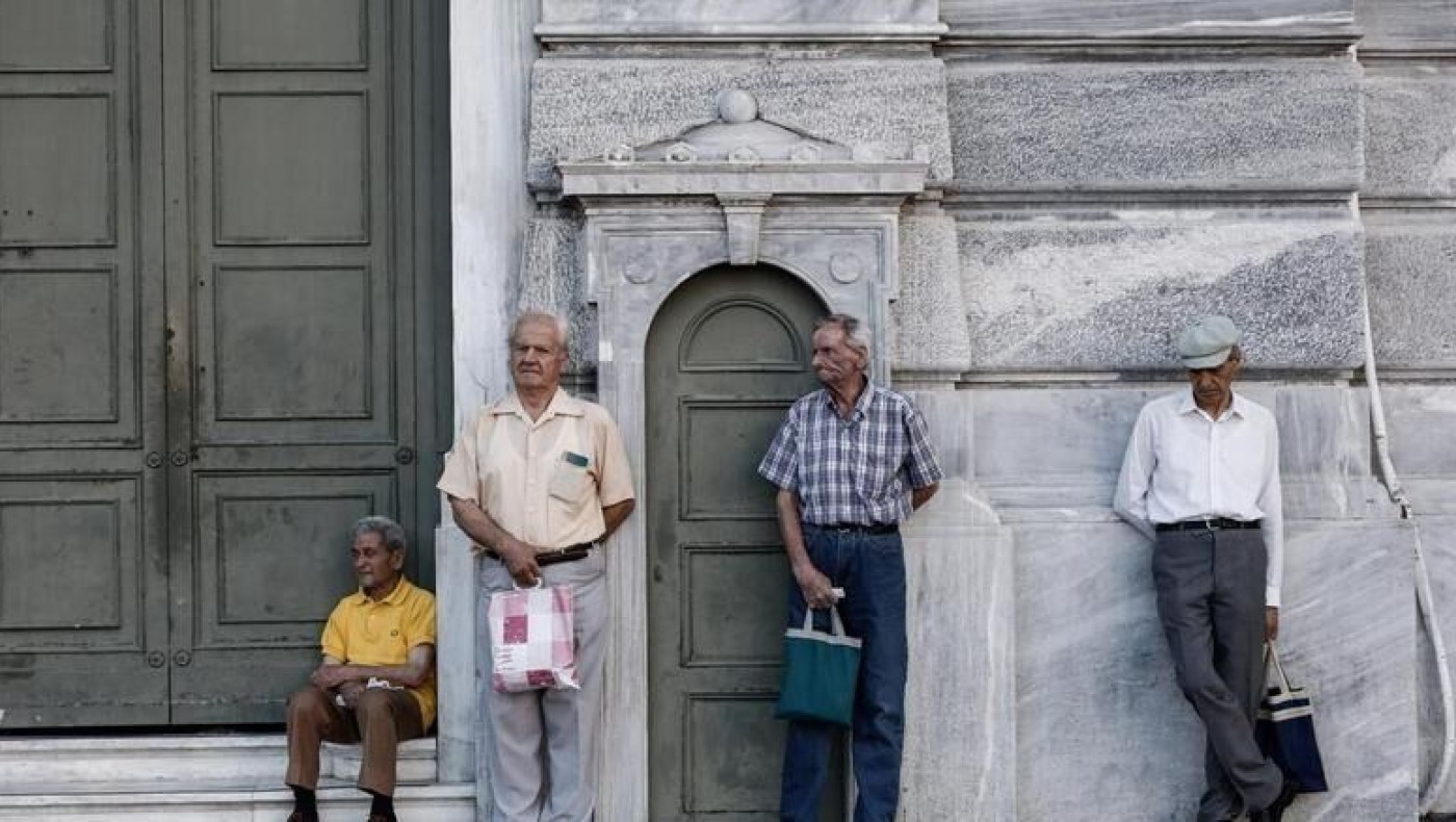 Βόμβα με τις συντάξεις από τους δανειστές!