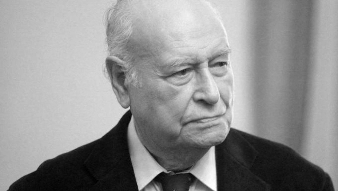 Γιάννης Διακογιάννης: Η συγκινητική στιγμή που η ΕΡΤ γνωστοποιεί την είδηση του θανάτου του
