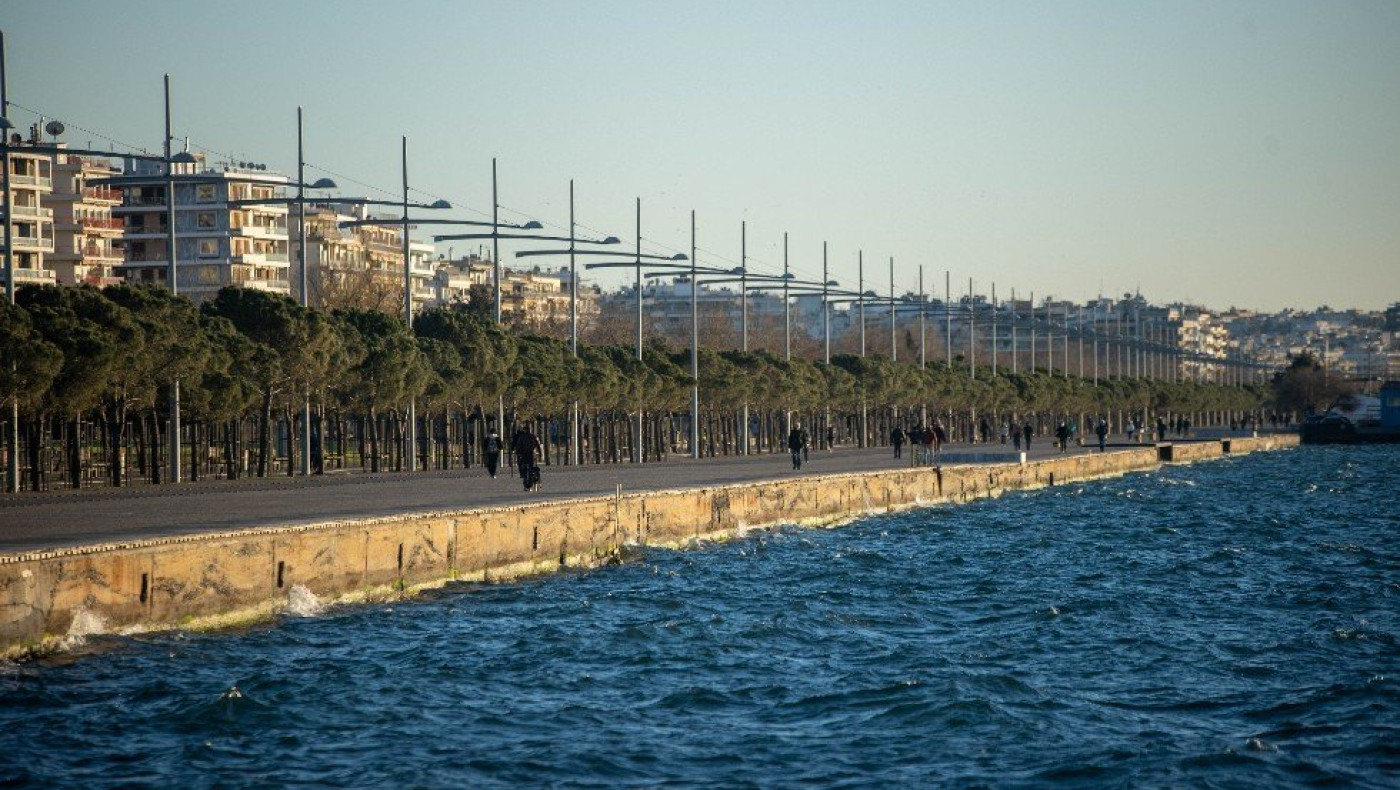 Σιούτας: Νέο κύμα καύσωνα από την Τρίτη (25/7) - Τι ισχύει σε Χαλκιδική και Θεσσαλονίκη