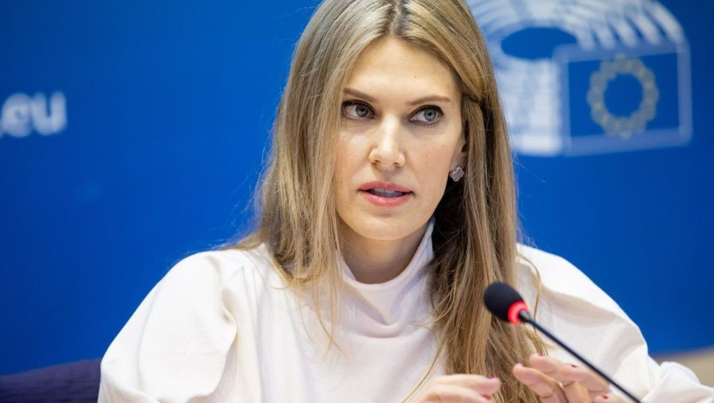 Η Εύα Καϊλή φωτογραφήθηκε με την κόρη της: «Η φυλακή δεν αλλάζει αυτό που είμαστε»