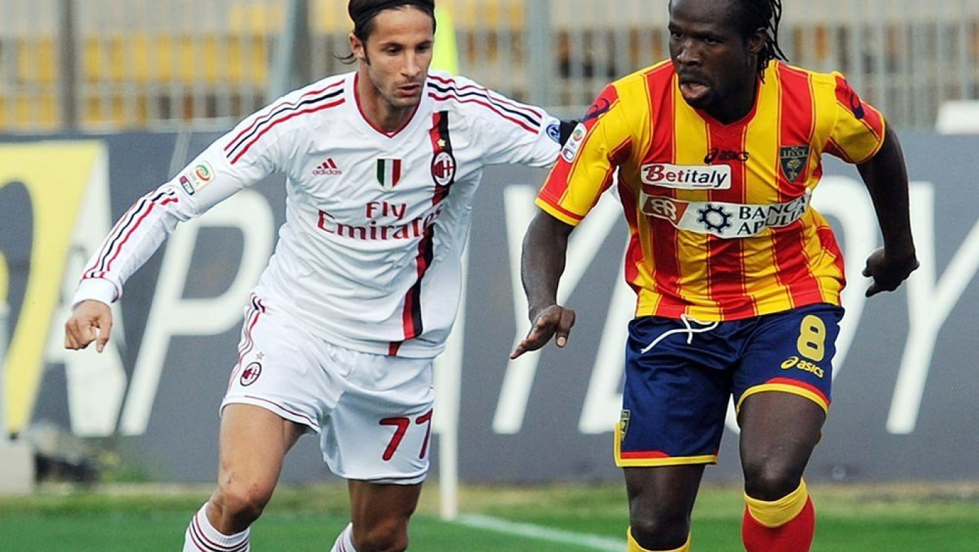 Ετοιμάζει «μπαμ» με Ομπόντο