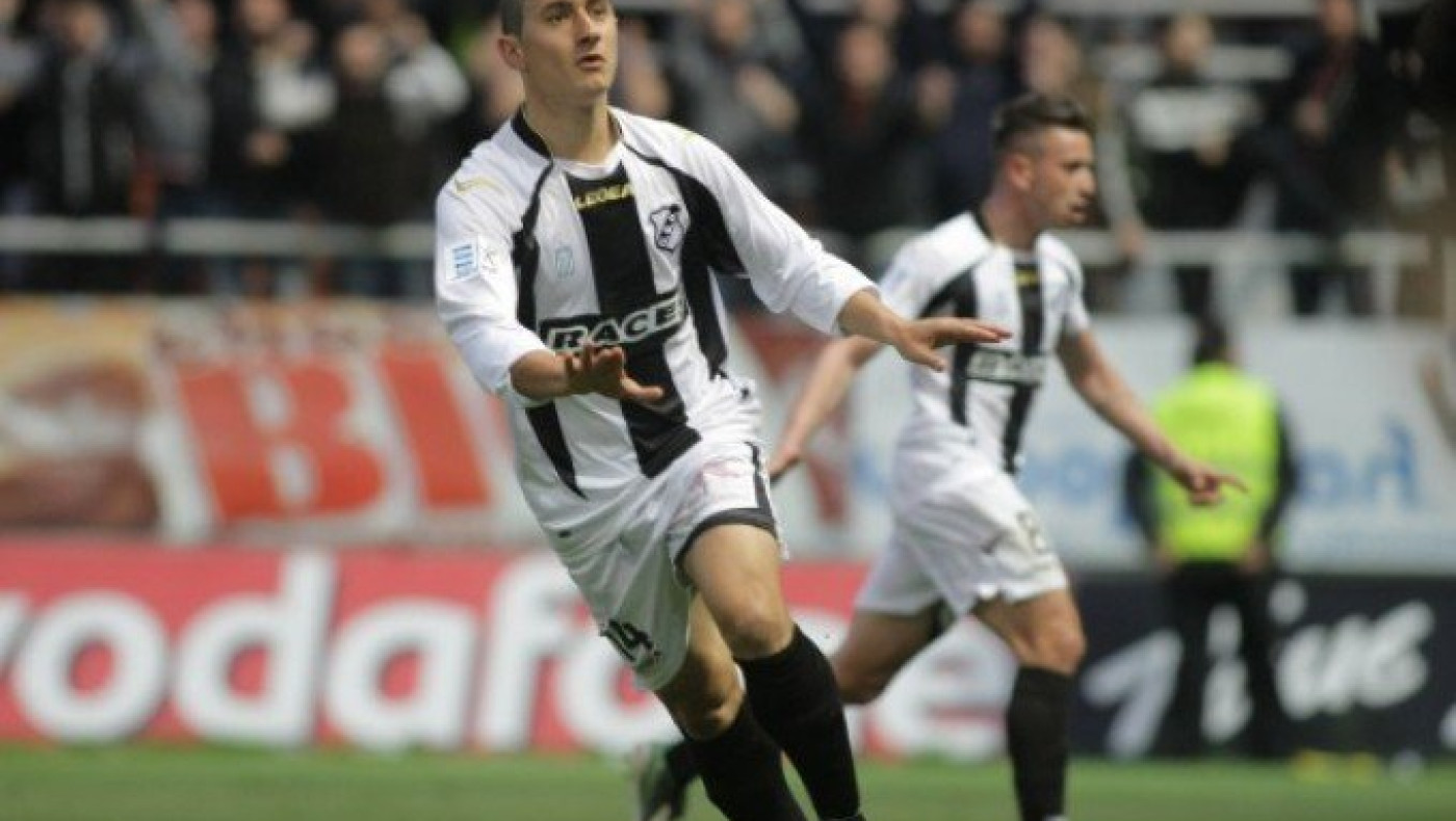 «Νοκ άουτ»  ο Ροβίθης