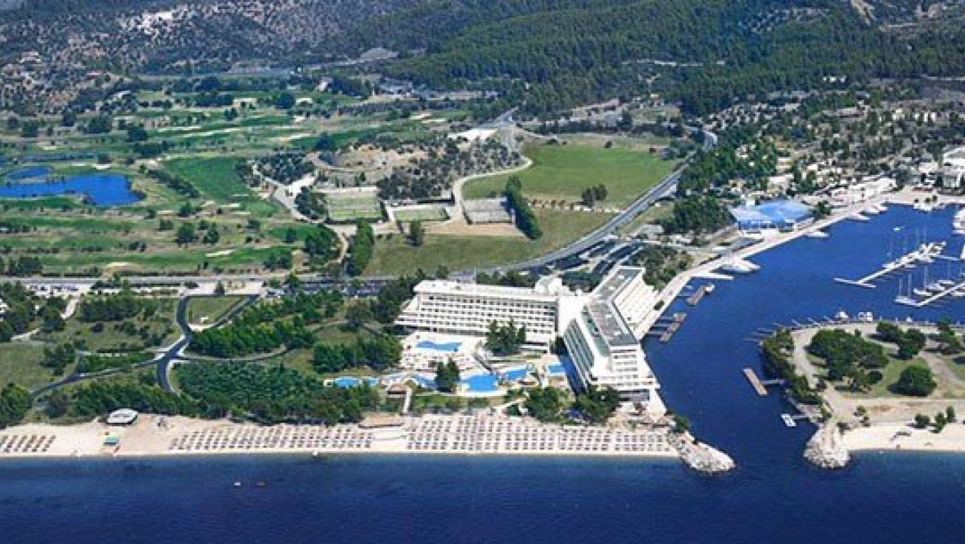 Πόρτο Καρράς: Οι άγνωστες πτυχές του σκανδάλου έκδοσης οικοδομικών αδειών