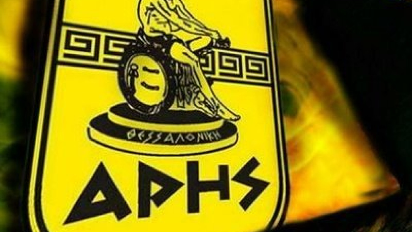 Οι γνωστοί-άγνωστοι, οι γλάστρες και οι ήρωες
