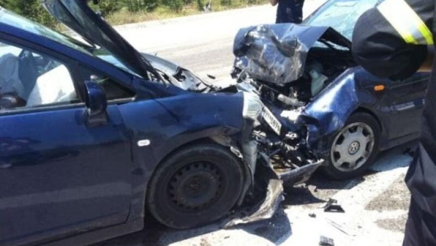 Θεσσαλονίκη ΠΡΙΝ ΛΙΓΟ: Ατύχημα με δύο αυτοκίνητα στον Περιφερειακό 