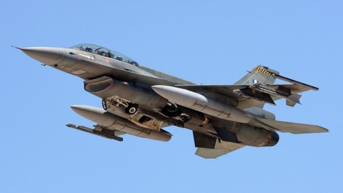 ΟΙ εντυπωσιακοί ελιγμοί των F16 και το μήνυμα του πιλότου (videos)