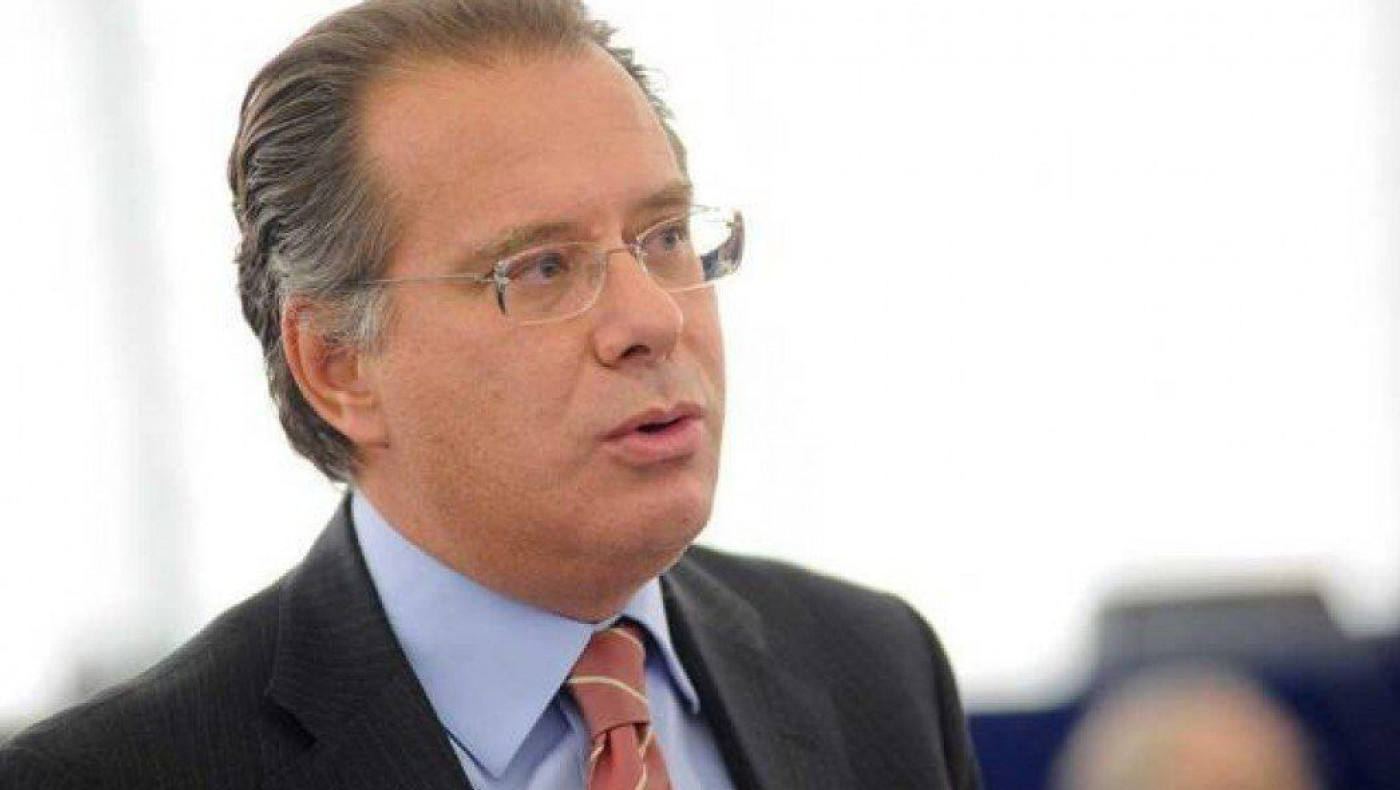 Επίθεση κατά Κουμουτσάκου στο συλλαλητήριο των Ποντίων!