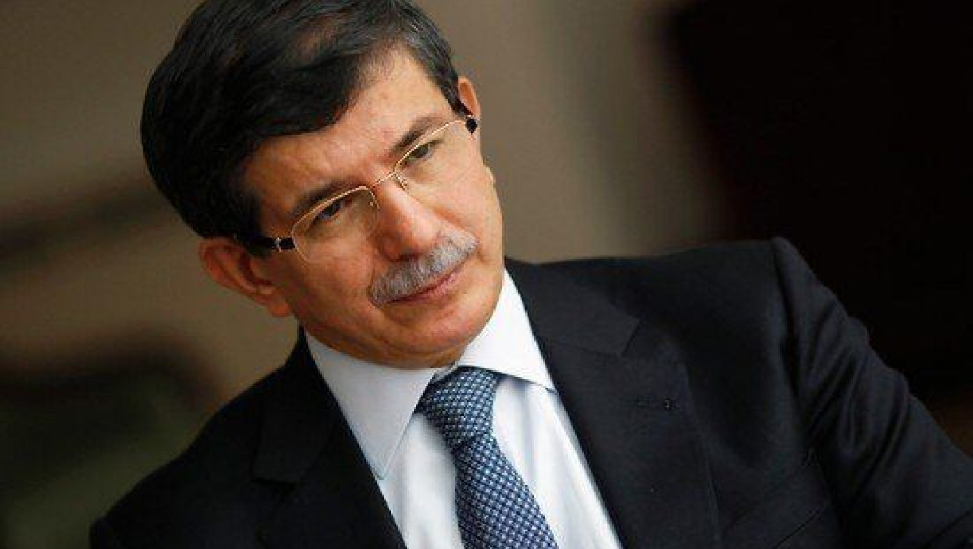 Νταβούτογλου: Υπόσχεται... νύφες στους άνδρες ψηφοφόρους του!