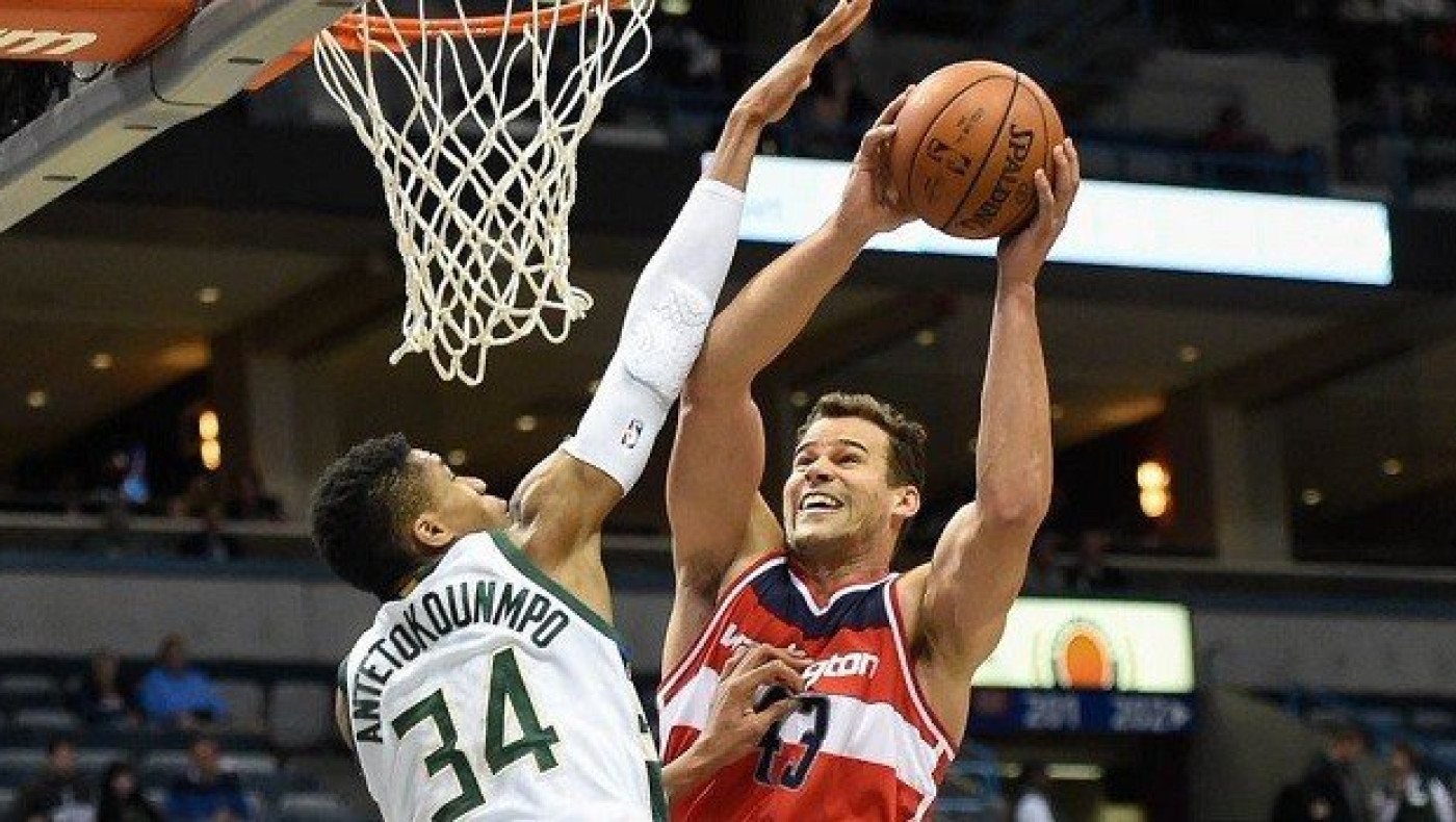 Δεν έφτανε ο Αντετοκούνμπο, θετικός ο Κουφός (videos)