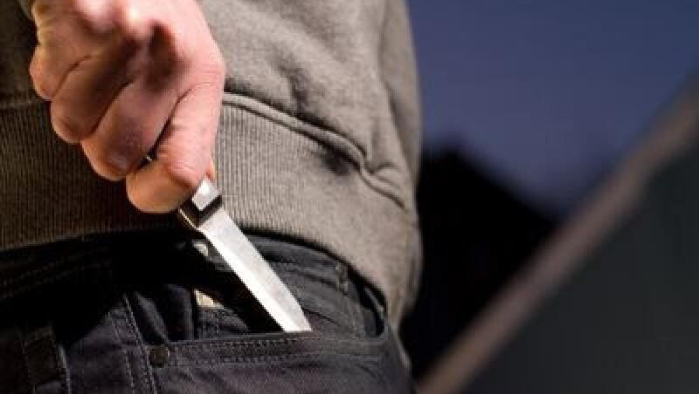 Θεσσαλονίκη: Δύο νεαροί κατήγγειλαν ότι τους λήστεψαν πέντε άτομα στο κέντρο