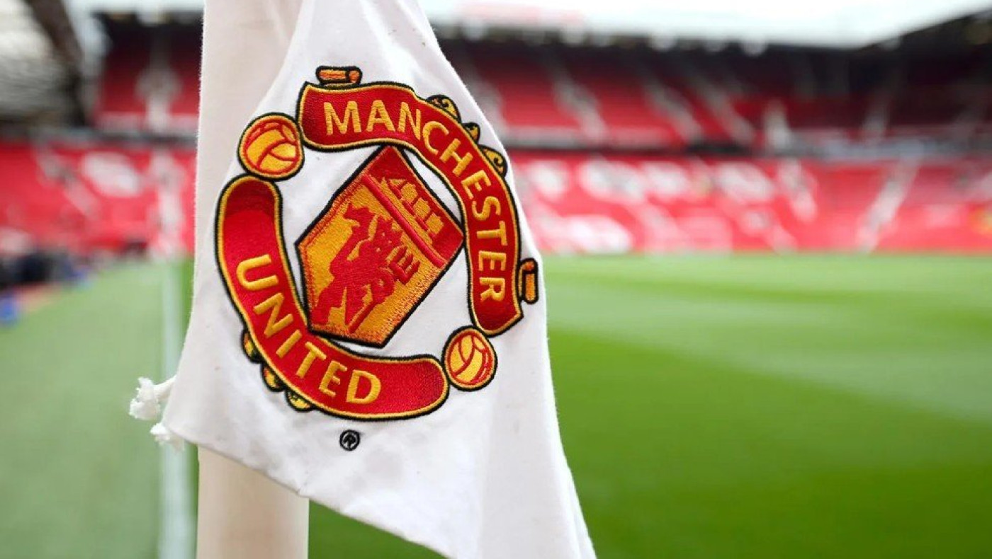 Μάντσεστερ Γιουνάιτεντ: Έκλεισε τον Εμπεμό-Ποιο είναι το deal