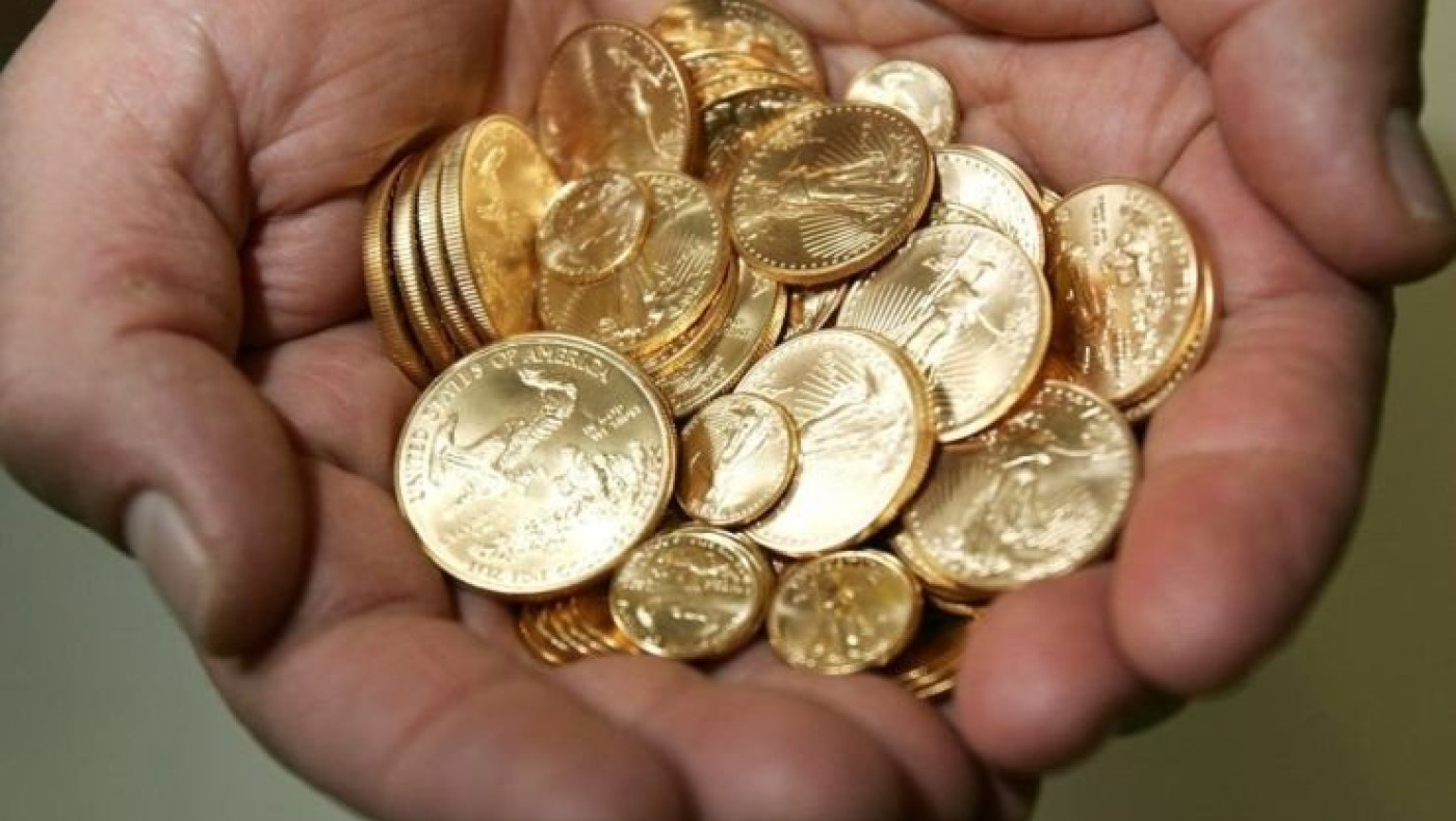 Τρίκαλα: Πυροσβέστες κλήθηκαν να σβήσουν φωτιά στο σπίτι ηλικιωμένης και βρήκαν θησαυρό
