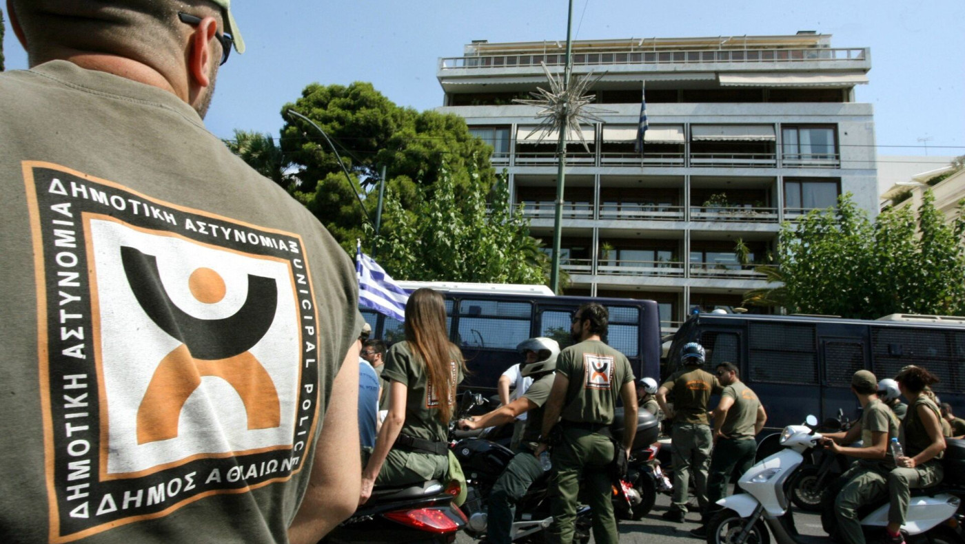Θεσσαλονίκη: Πάνω από 220 κλήσεις την ημέρα «κόβει» η Δημοτική αστυνομία 