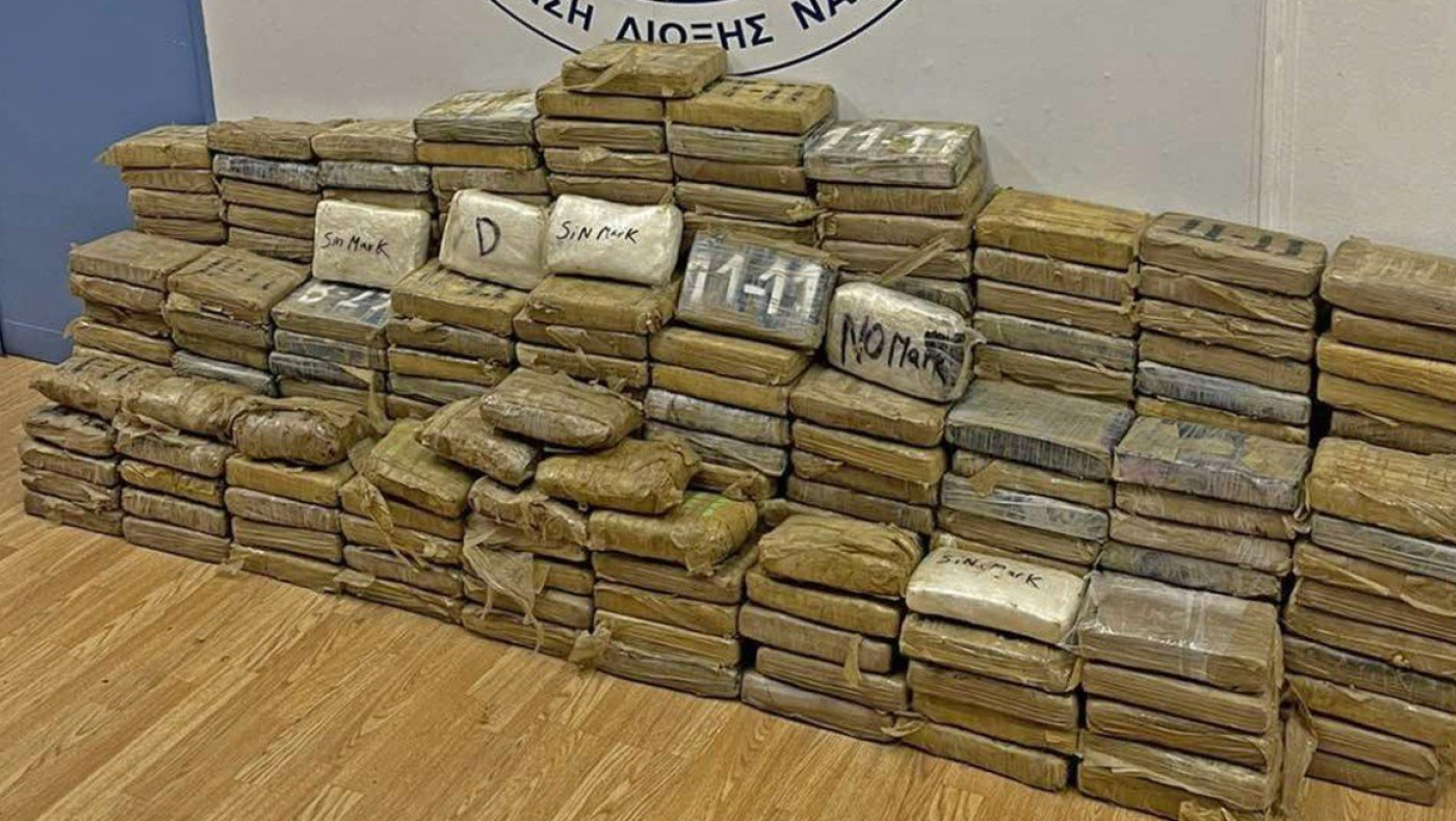 Πρώην ποδοσφαιριστής πίσω από τη διακίνηση κοκαΐνης σε κοντέινερ με μπανάνες