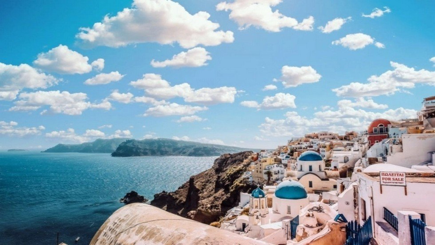 Οι τσιγκούνηδες τουρίστες και οι εκείνοι που ξοδεύουν περισσότερα στην Ελλάδα