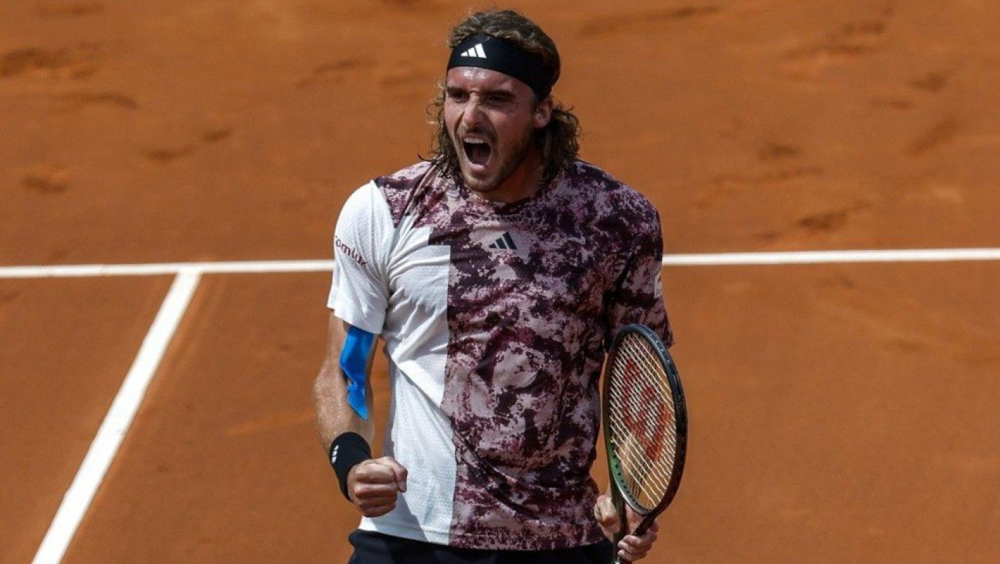 Γουίμπλετον: Όρθιος στο θρίλερ, πέρασε στον 2ο γύρο ο Τσιτσιπάς