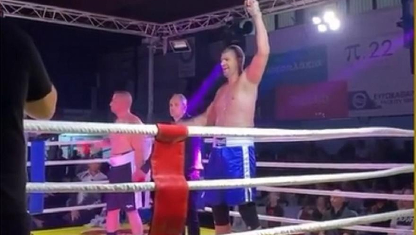 Νίκη στο ρινγκ για τον Λάζαρο Παπαδόπουλο! (vid)