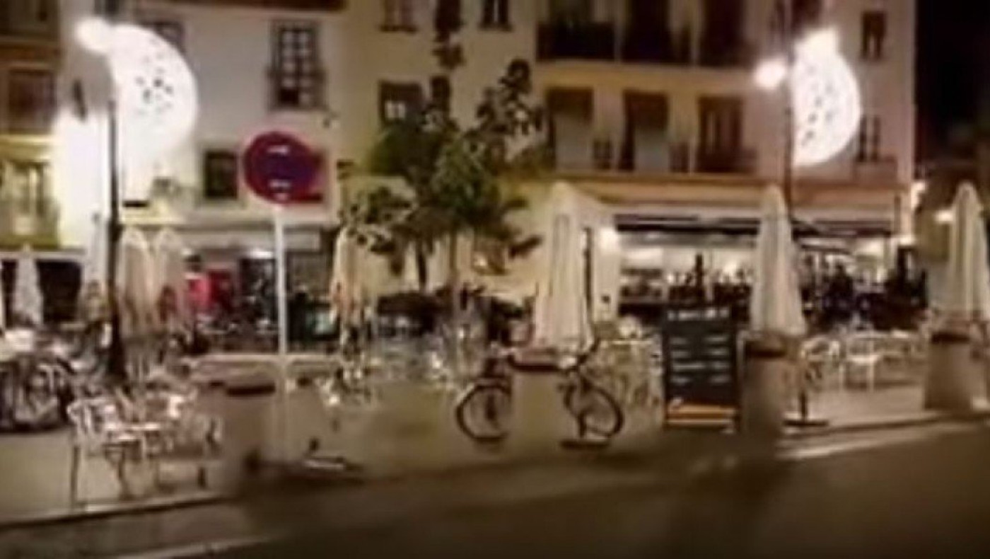 «Καρεκλοπόλεμος» στη Σεβίλλη (video)