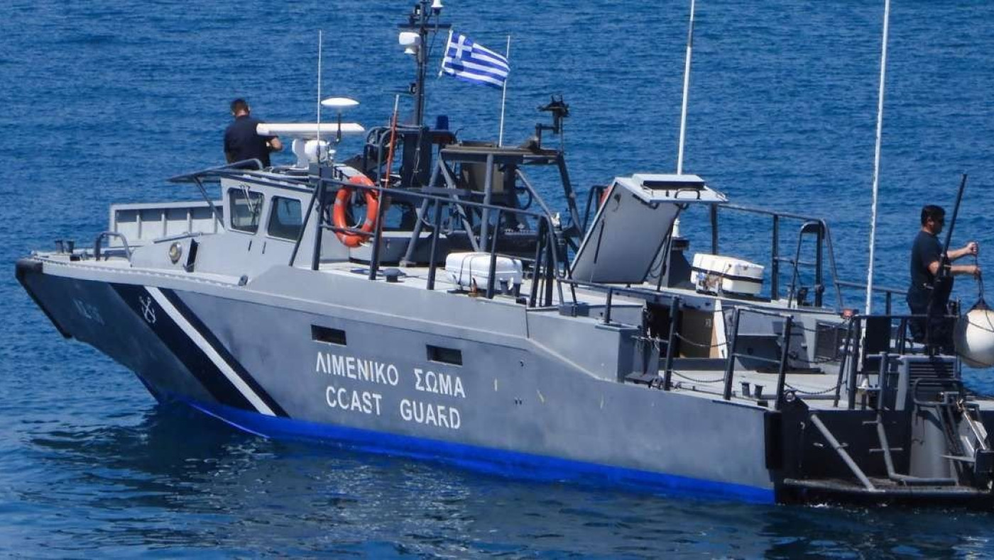 Επεισόδιο με σκάφος μεταναστών στη Χίο και ανταλλαγή πυροβολισμών με το Λιμενικό