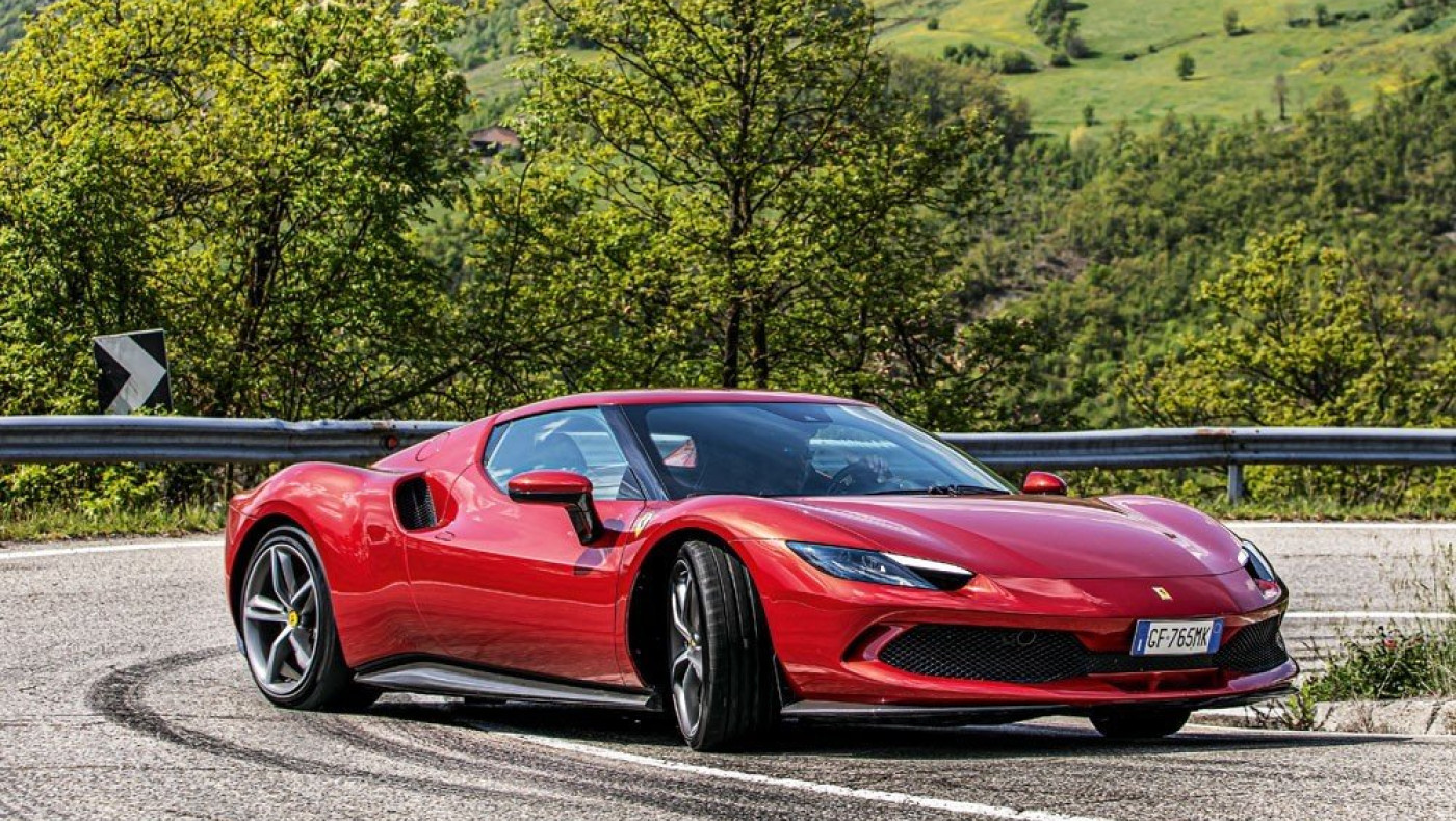 Πού ξοδεύουν τα λεφτά τους οι billionaires–Πόσα δις. πήγαν σε αμάξια και κοσμήματα